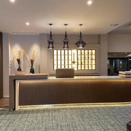 Ξενοδοχείο Nouvel Du Commerce Castellane