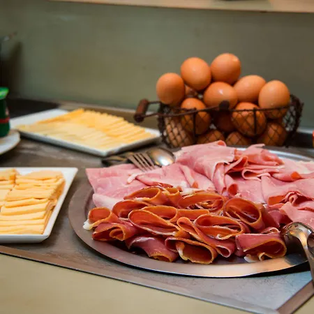 Nouvel Du Commerce Castellane