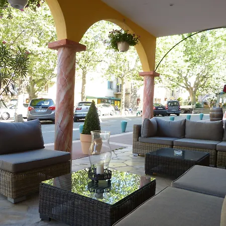 Nouvel Du Commerce Ξενοδοχείο