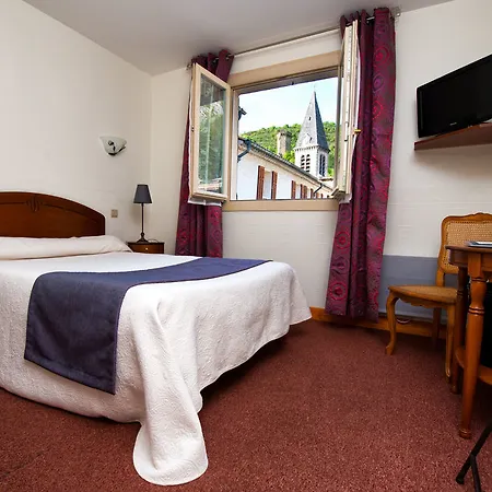 Nouvel Du Commerce 3*