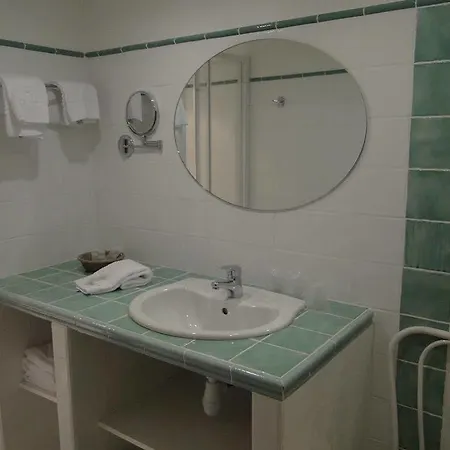 Nouvel Du Commerce 3* Castellane