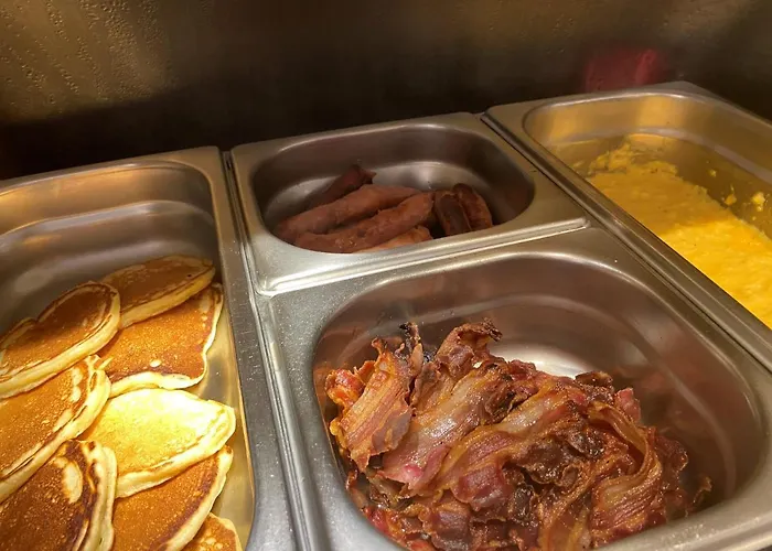 Nouvel Du Commerce 3*