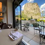 Nouvel Du Commerce Castellane