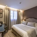 Nouvel Du Commerce 3*