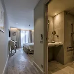 Nouvel Du Commerce Hotel 3*