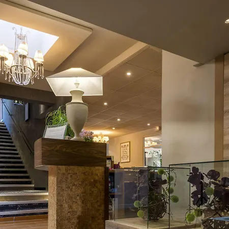 Nouvel Du Commerce Hotel 3*