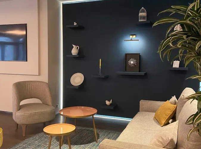 Nouvel Du Commerce Hotel