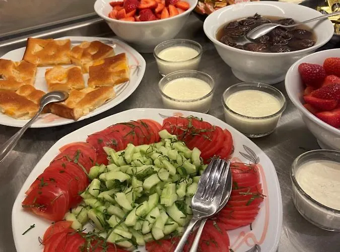 Nouvel Du Commerce Hotel