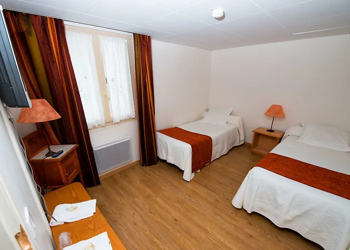 Nouvel Du Commerce Hotel