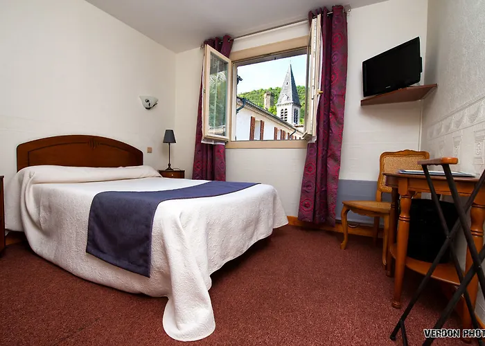 Nouvel Du Commerce 3*